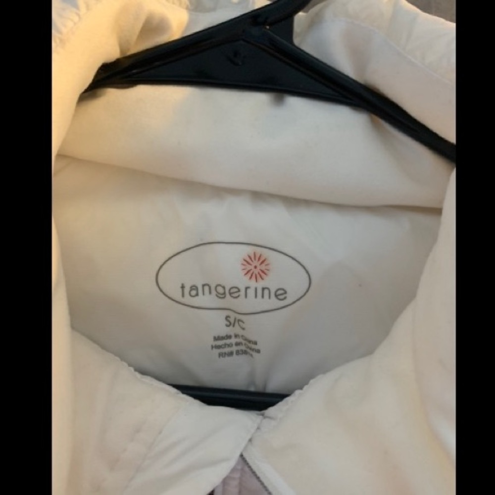 Vest - Picture 3 of 3